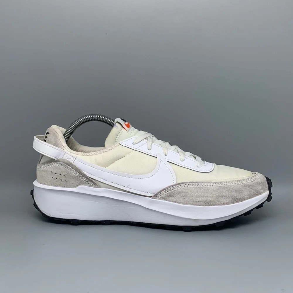 Nike Waffle Debut SE White Sail Running Shoes DH9523-100 Women’s Sz 11‎